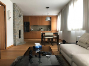 St Moritz Luxury Apt and Garage